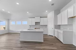 1266 W Shepard Dr, Dayton, TX 77535 - Photo 14