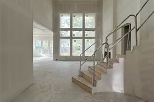 1421 Shadeland Dr, Houston, TX 77043 - Photo 2