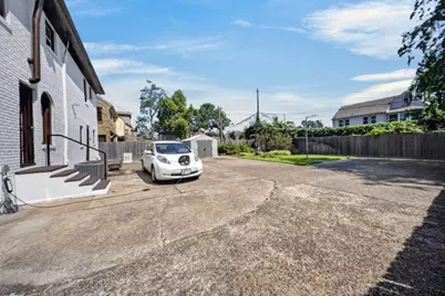 2421 Calumet Street, Houston, TX 77004 - Photo 18