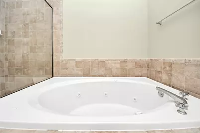 8715 Meadowcroft Drive #404, Houston, TX 77063 - Photo 22