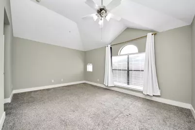 8715 Meadowcroft Drive #404, Houston, TX 77063 - Photo 18