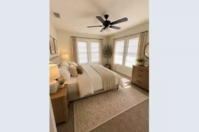 615 Eubanks Street, Houston, TX 77022 - Photo 2