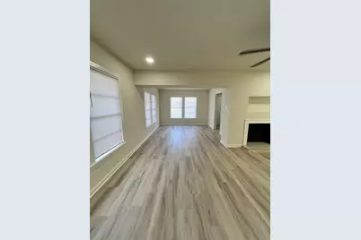 615 Eubanks Street, Houston, TX 77022 - Photo 8