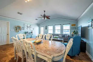 1430 Bluewater Hwy, Surfside Beach, TX 77541 - Photo 8