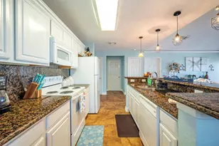 1430 Bluewater Hwy, Surfside Beach, TX 77541 - Photo 6