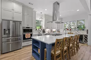 1216 S Hill St, Alvin, TX 77511 - Photo 8