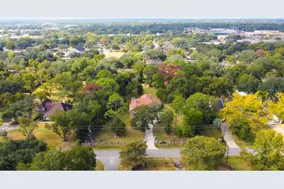 1216 S Hill Street, Alvin, TX 77511 - Photo 34