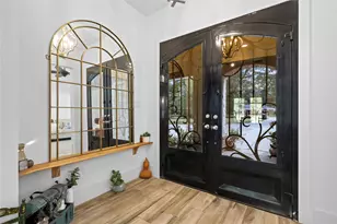 1216 S Hill St, Alvin, TX 77511 - Photo 4