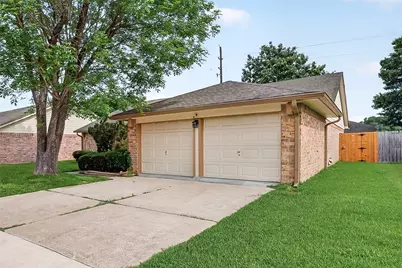 15806 Pfeiffer Drive, Houston, TX 77082 - Photo 2