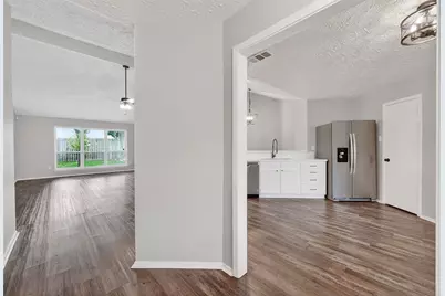 15806 Pfeiffer Drive, Houston, TX 77082 - Photo 6