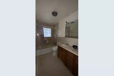 1913 Lincoln Drive, Orange, TX 77630 - Photo 10