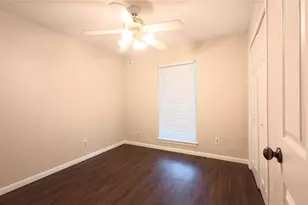 2027 Whispering Springs Dr, Spring, TX 77373 - Photo 14