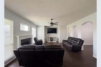 9908 Climbing Tree Street, Conroe, TX 77385 - Photo 6
