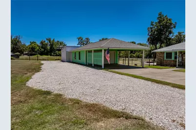 778 E Bellville Street, Giddings, TX 78942 - Photo 28