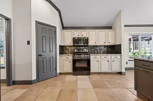 23410 Stratsborough Dr, Katy, TX 77494 - Photo 12