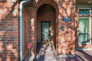 23410 Stratsborough Dr, Katy, TX 77494 - Photo 2