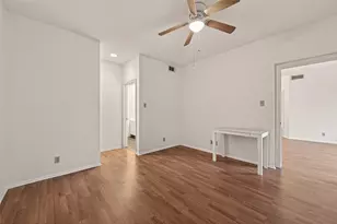 2211 S Braeswood Blvd, Houston, TX 77030 - Photo 24