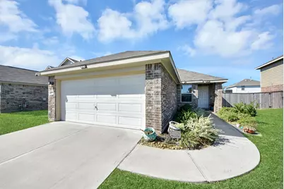 8611 River Crest Drive, Baytown, TX 77521 - Photo 18
