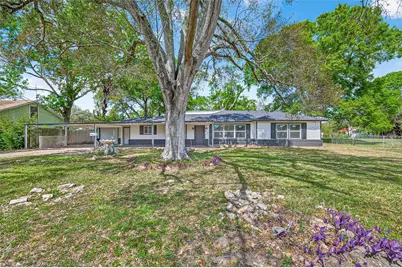 815 Brooks Avenue, Rosenberg, TX 77471 - Photo 1