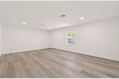 815 Brooks Avenue, Rosenberg, TX 77471 - Photo 18