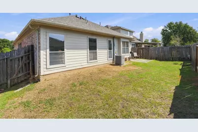 2207 Tarrytown Crossing Drive, Conroe, TX 77304 - Photo 28