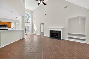 15618 Edgemere Ct, Sugar Land, TX 77498 - Photo 12