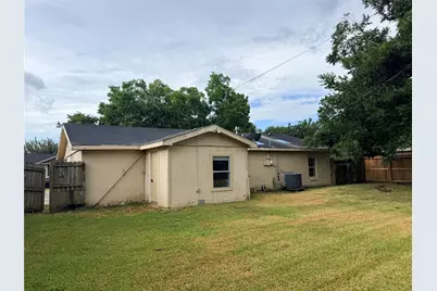 2622 34th Avenue N, Texas City, TX 77590 - Photo 14
