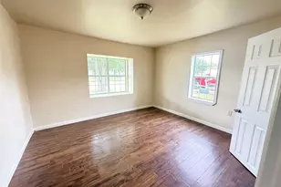2622 34th Ave N, Texas City, TX 77590 - Photo 12