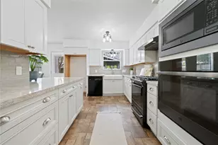 3514 Riverwood Park Dr, Houston, TX 77345 - Photo 8