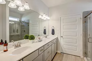 410 Kendall Crest Dr, Alvin, TX 77511 - Photo 10