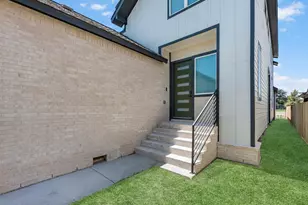 7727 Green Lawn Dr, Houston, TX 77088 - Photo 4