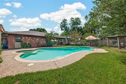 2016 Meadow Lane, Richmond, TX 77469 - Photo 32
