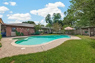 2016 Meadow Ln, Richmond, TX 77469 - Photo 32