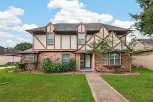 2016 Meadow Ln, Richmond, TX 77469 - Photo 1