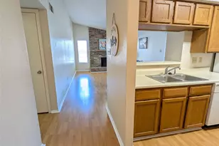 10555 Turtlewood Ct, Houston, TX 77072 - Photo 8