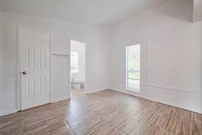 227 N Austin Drive, Angleton, TX 77515 - Photo 32