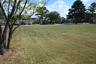 Na East Shore Drive, Willis, TX 77318 - Photo 2