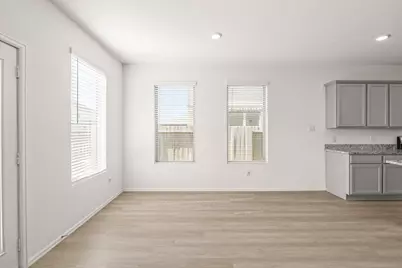 5026 Lavaridge Drive, Richmond, TX 77469 - Photo 12