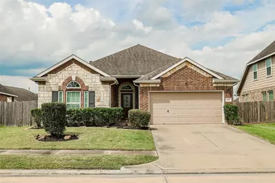4703 N Bella Court, Alvin, TX 77511 - Photo 30