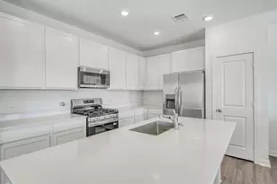 2160 Salinas Dr, Rosharon, TX 77583 - Photo 6