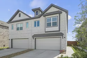 2160 Salinas Dr, Rosharon, TX 77583 - Photo 2
