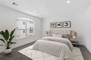 7702 Westside Villas Ln, Houston, TX 77055 - Photo 16