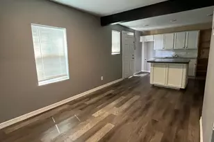 6908 Larkstone St, Houston, TX 77028 - Photo 8