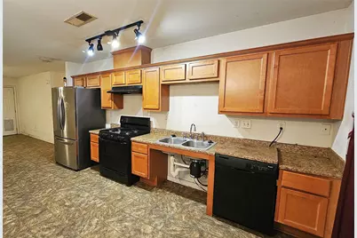 2311 12th Avenue, La Marque, TX 77568 - Photo 4
