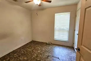 2311 12th Ave, La Marque, TX 77568 - Photo 10