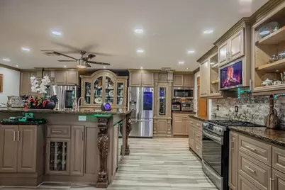 2019 Vanamen Court, Conroe, TX 77304 - Photo 8