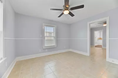 909 28th Street, Galveston, TX 77550 - Photo 8