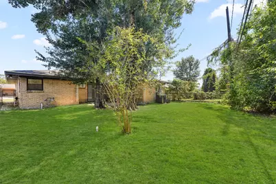 9711 Bertwood Street, Houston, TX 77016 - Photo 24