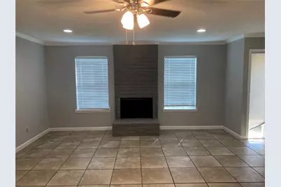 10946 Bexley Drive #946, Houston, TX 77099 - Photo 6