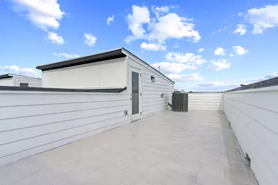 4714 Thornton Views  Rd, Houston, TX 77018 - Photo 38